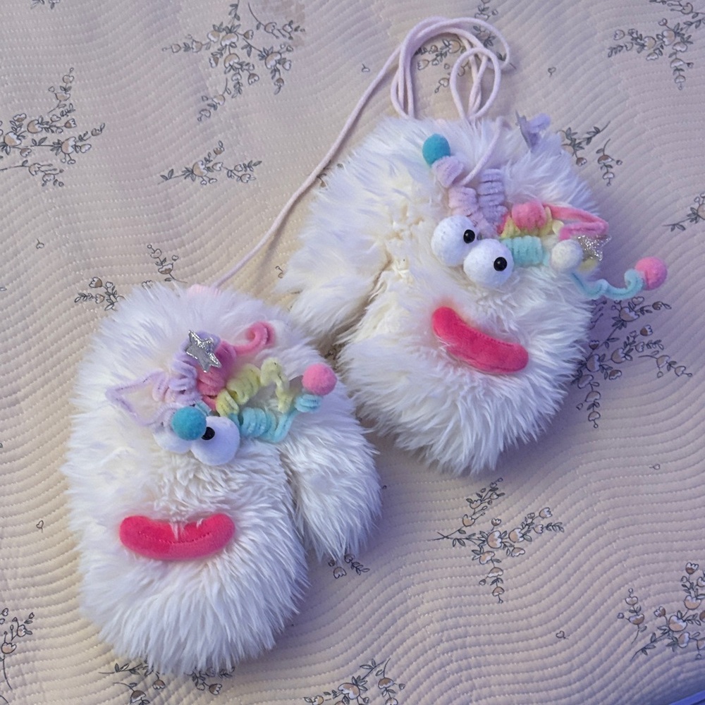 Fluffy women gloves
